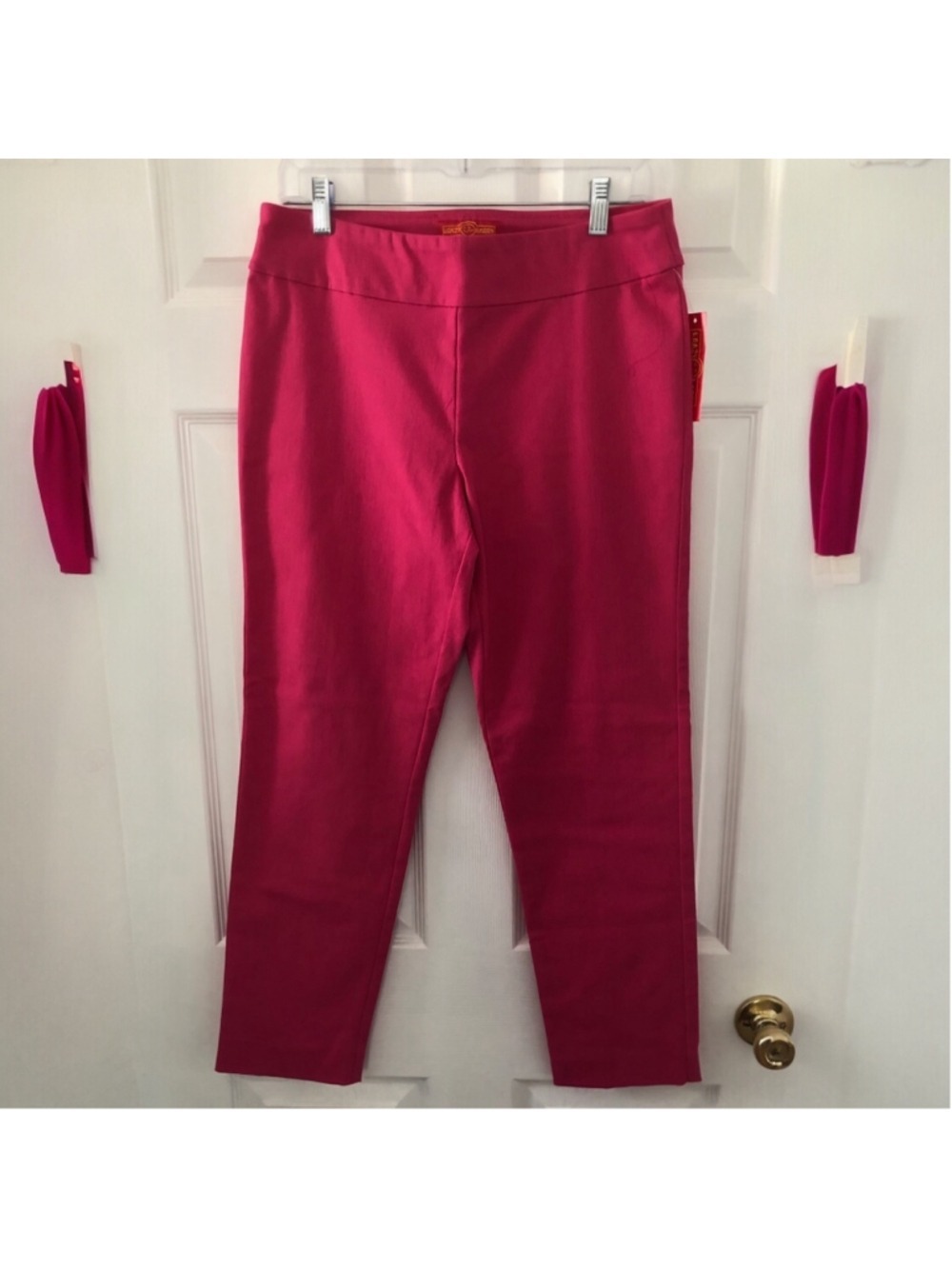 NWT Krazy Larry Pull On Stretch Pants Hot Pink Tummy Control Size 6 MSRP $149